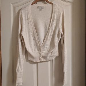 ♥️American Eagle beaded cream sweater XL